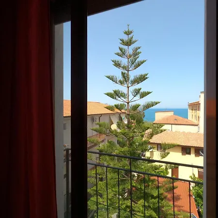 Casa vacanze Terrazza Lungomare Caronia Marina