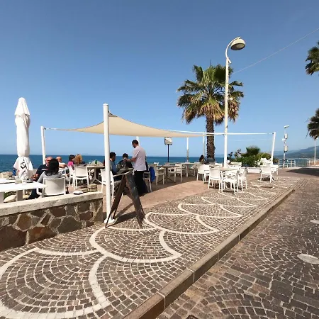 Terrazza Lungomare *