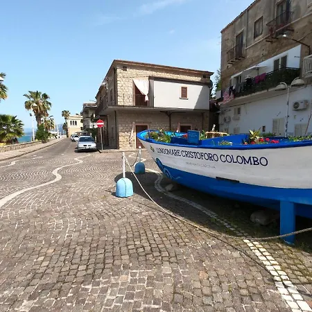 Terrazza Lungomare Holiday home *